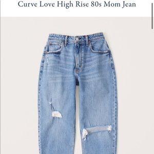 Abercrombie Curve Love High Rise 80s Mom Jean size 27
